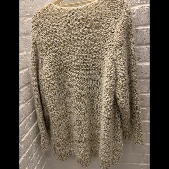 25% off listed price . Gold/whiteknitted sweater. Lane Bryant sweater Plus size - Picture 3 of 7